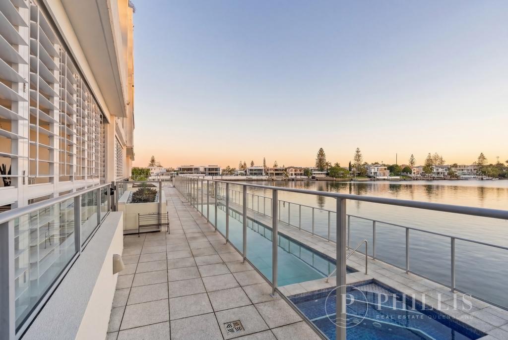 106/30 Paradise Island, Surfers Paradise, QLD 4217