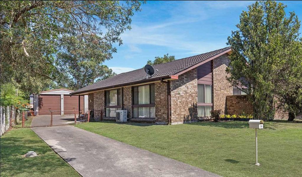 10 Thursby St, Tenambit, NSW 2323