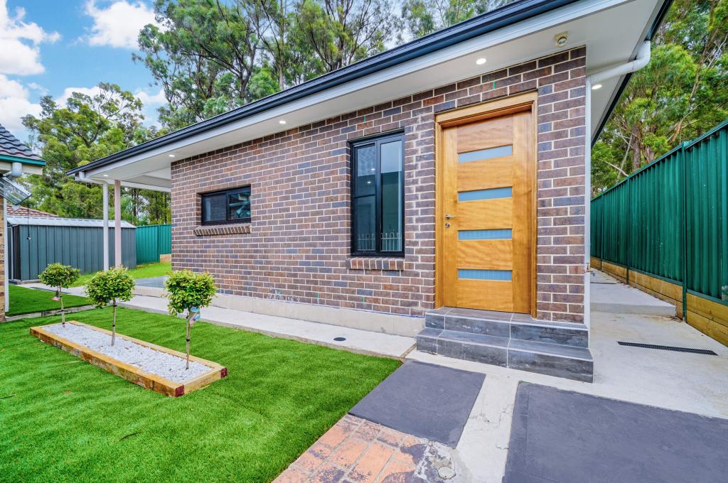 11a Opal Pl, Bossley Park, NSW 2176