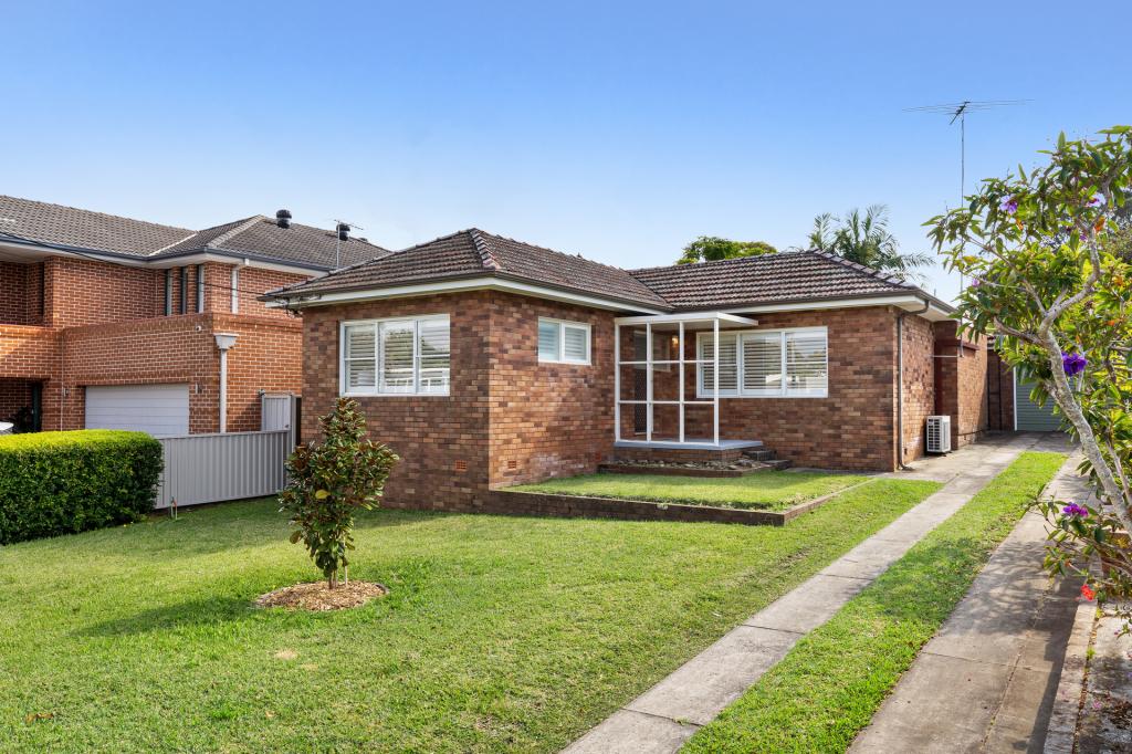 11 Hill St, Woolooware, NSW 2230