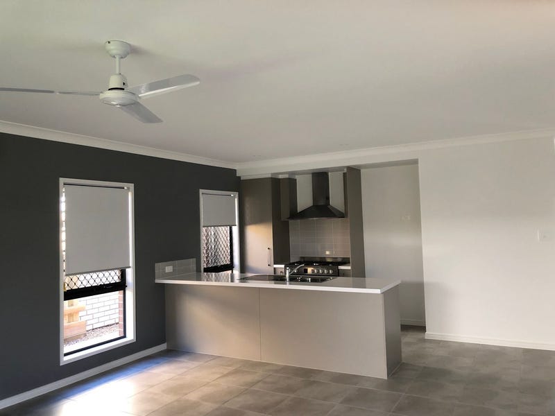 2 Maldon St, Pallara, QLD 4110