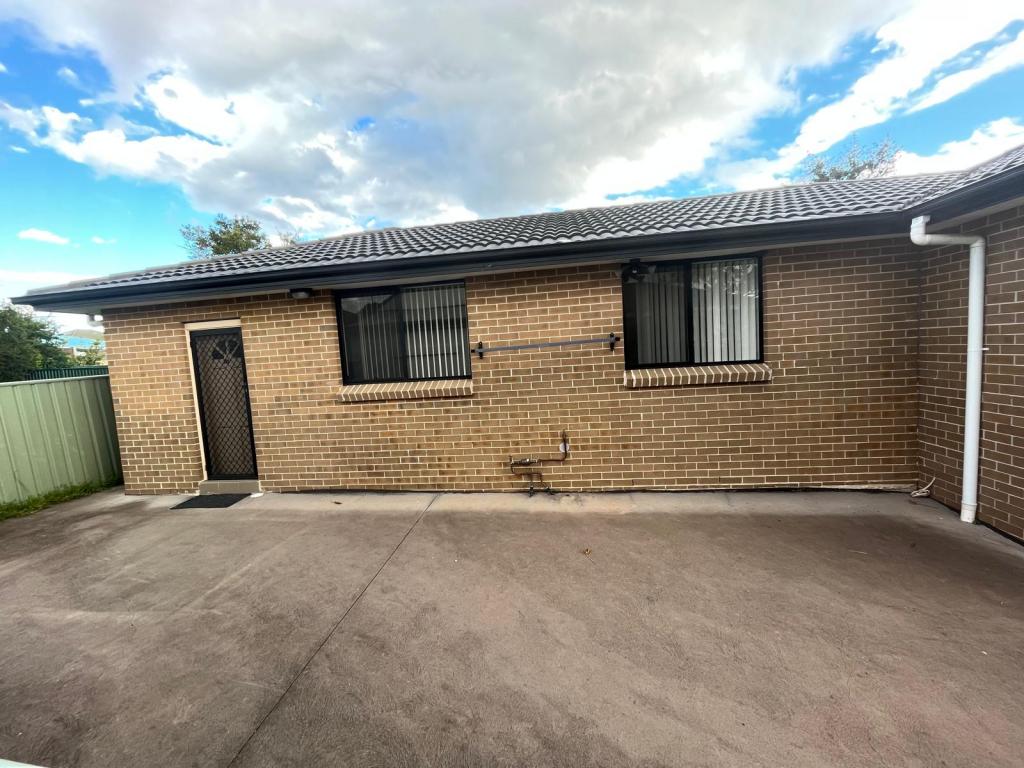182B MEMORIAL AVE, LIVERPOOL, NSW 2170