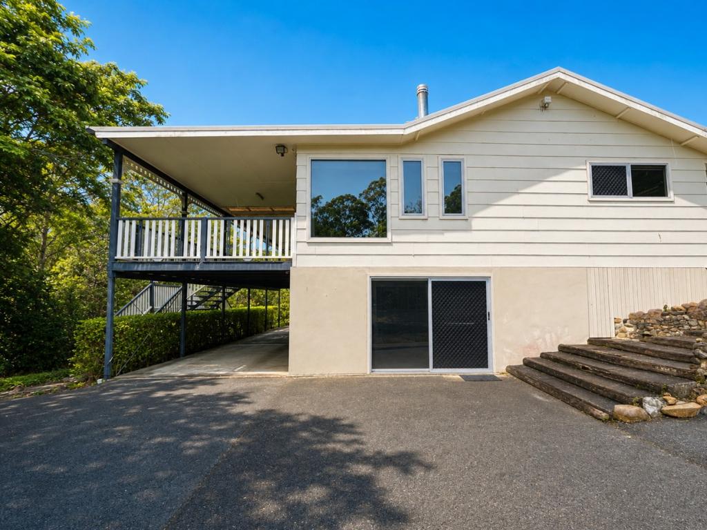 118 Tarata Rd, Guanaba, QLD 4210