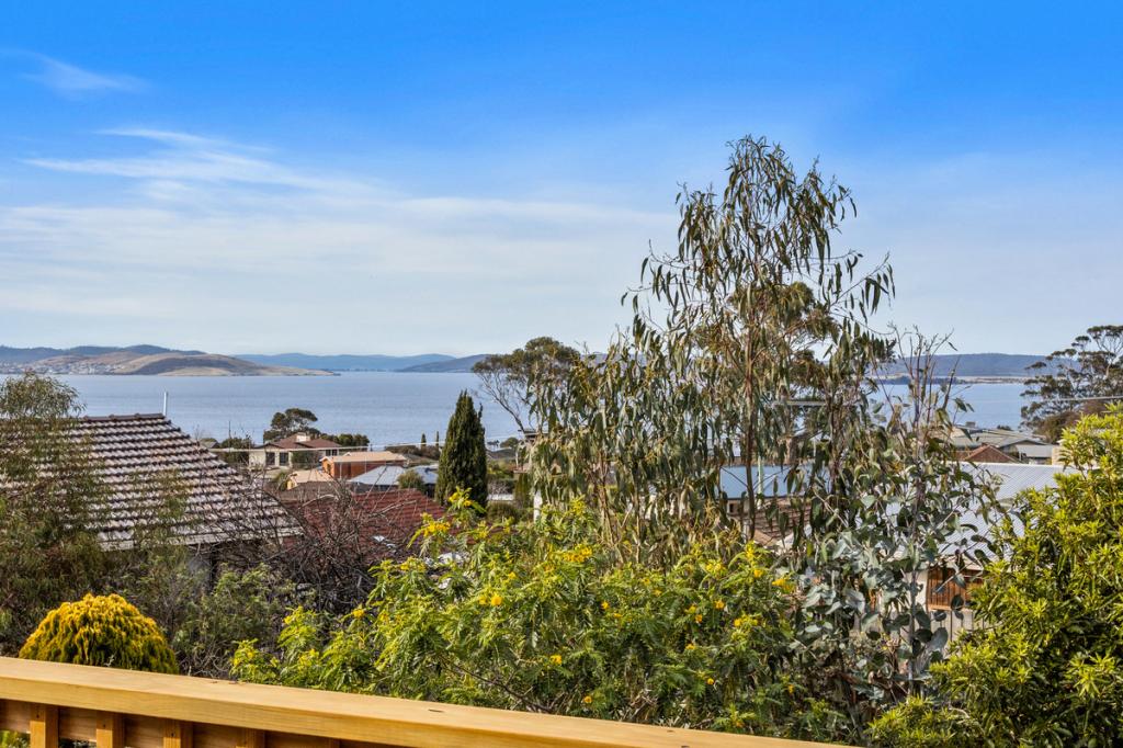 3 Jindabyne Rd, Kingston Beach, TAS 7050