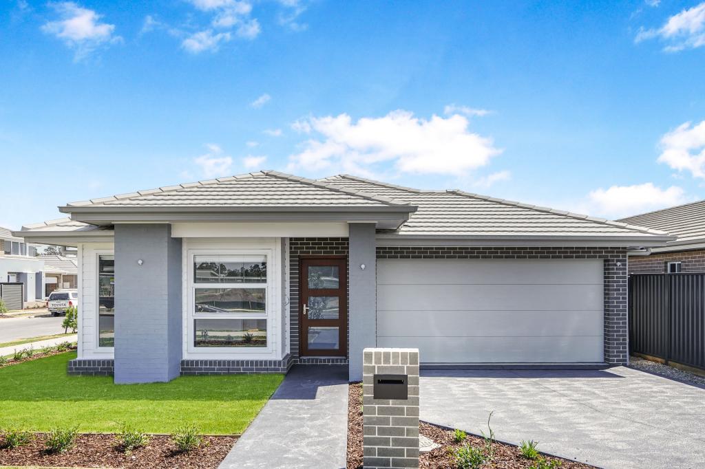 77 Peartree Cct, Werrington, NSW 2747