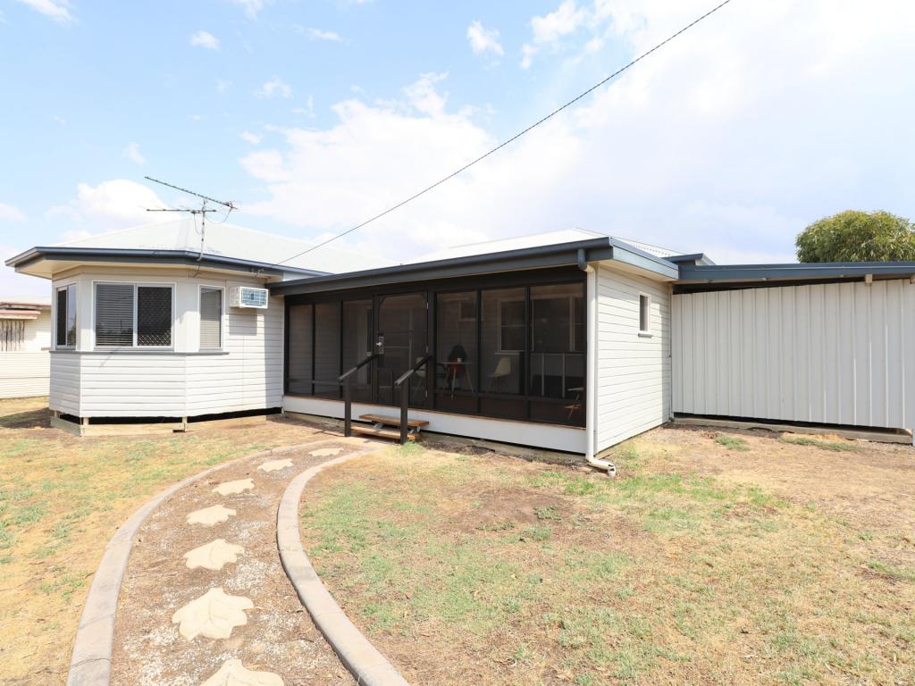 38 Twine St, Roma, QLD 4455