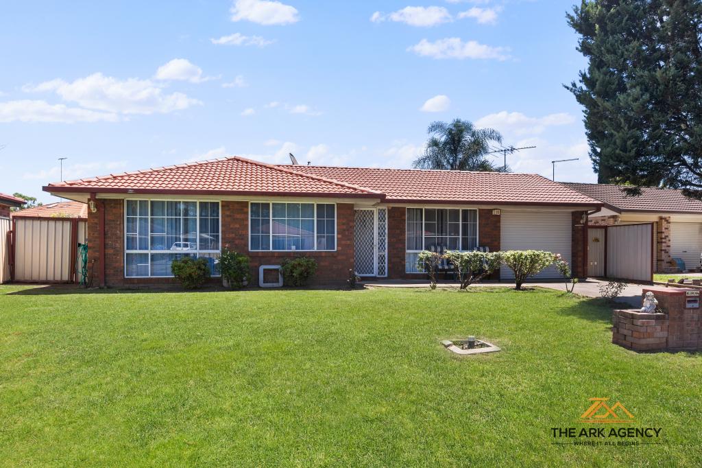 14 Saltpetre Cl, Eagle Vale, NSW 2558