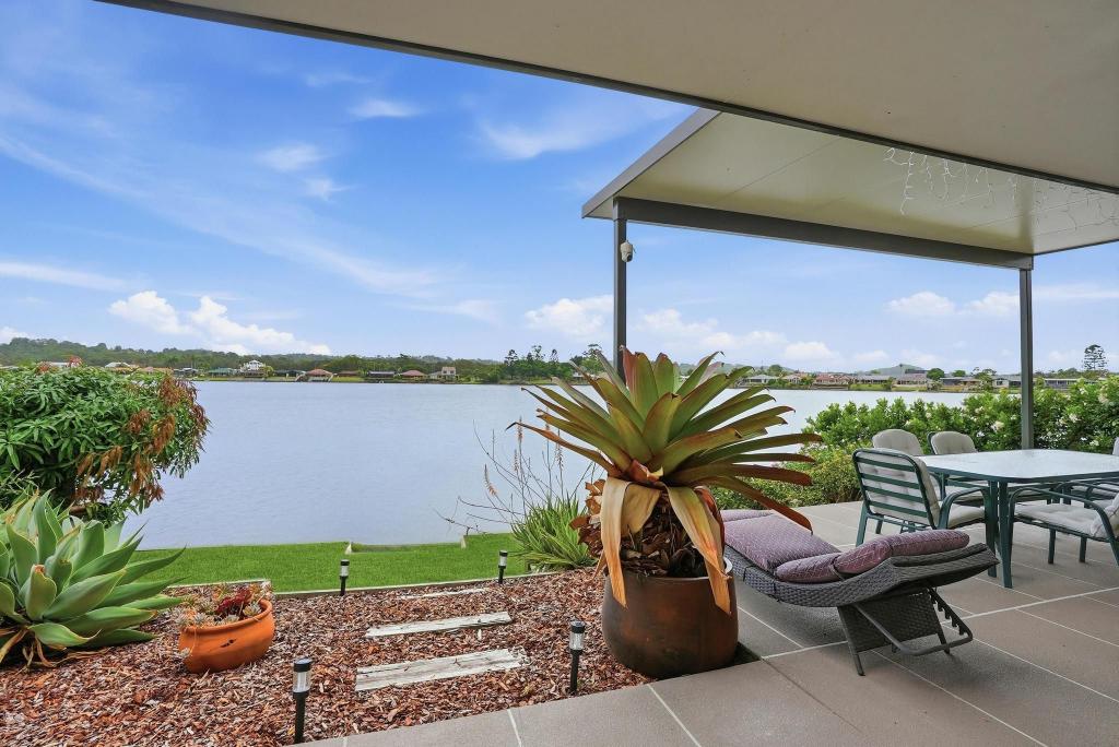 39 Ironbark St, Elanora, QLD 4221