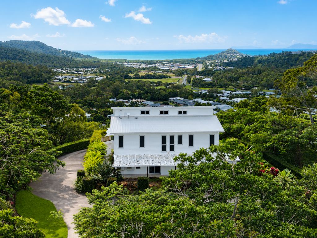 36 PEPPERBERRY LANE, CANNON VALLEY, QLD 4800