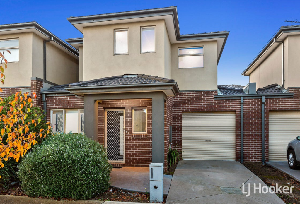 2b Corboy Cl, Point Cook, VIC 3030