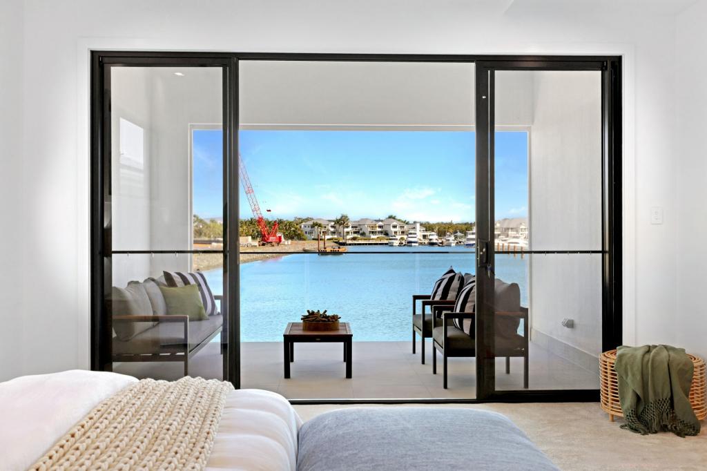 60 MARINA PDE, JACOBS WELL, QLD 4208