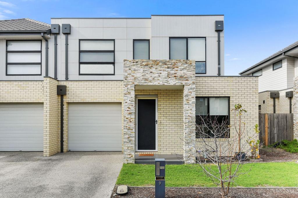 9 Poa Ct, Keysborough, VIC 3173