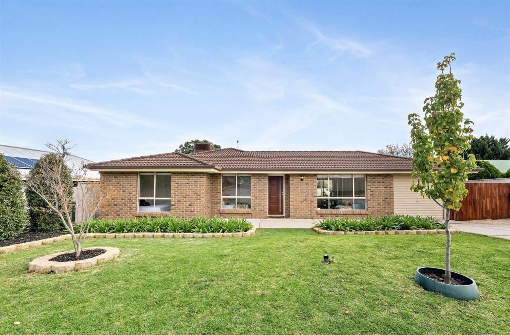 6 Mawson Cct, Woodcroft, SA 5162