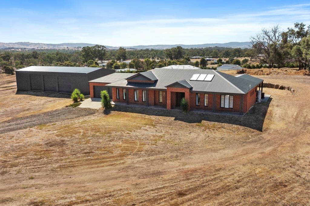 9 Red Box Ct, Seymour, VIC 3660