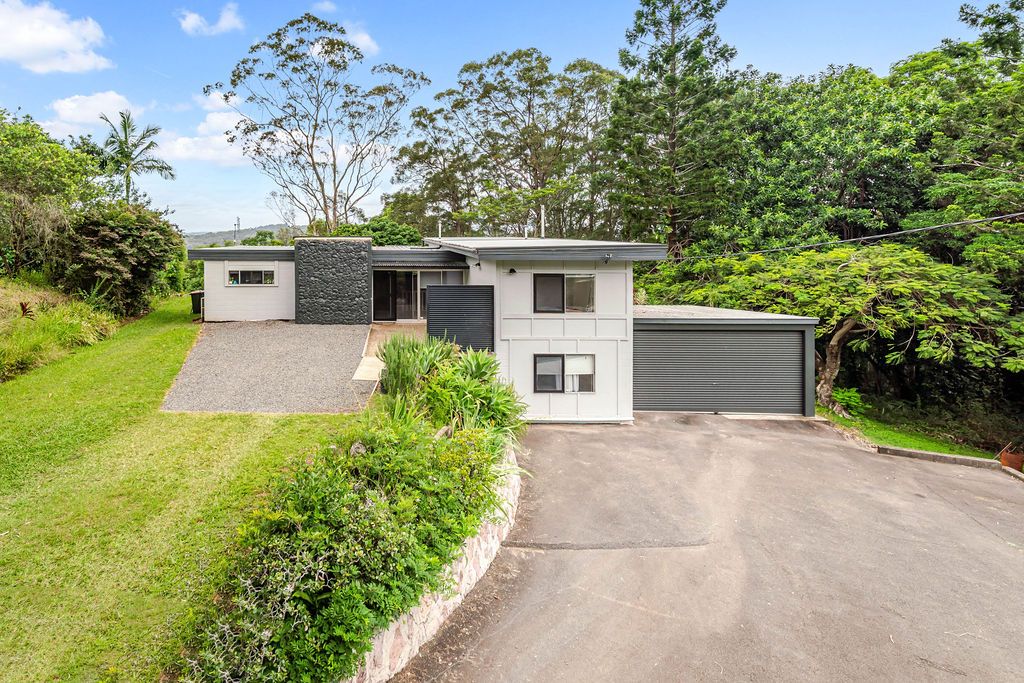 9 Kelks Hill Rd, Nambour, QLD 4560