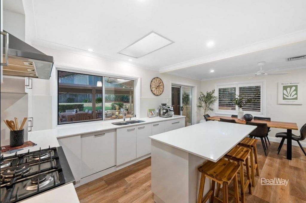 17 Mackenzie St, Mount Lofty, QLD 4350