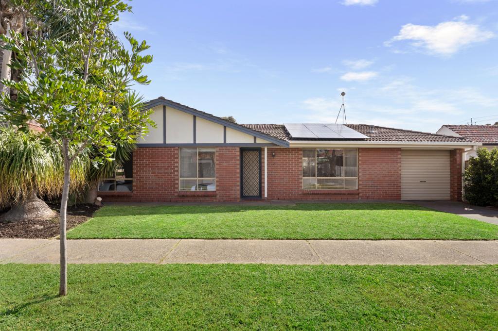 2 Walker Ave, Clovelly Park, SA 5042
