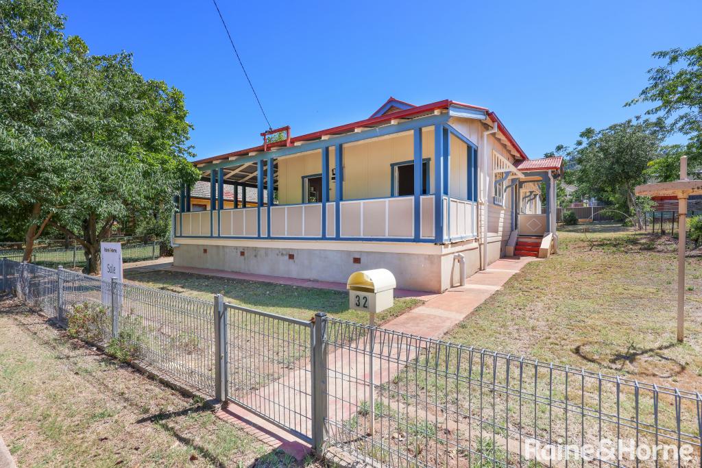 32 Dowell Ave, East Tamworth, NSW 2340