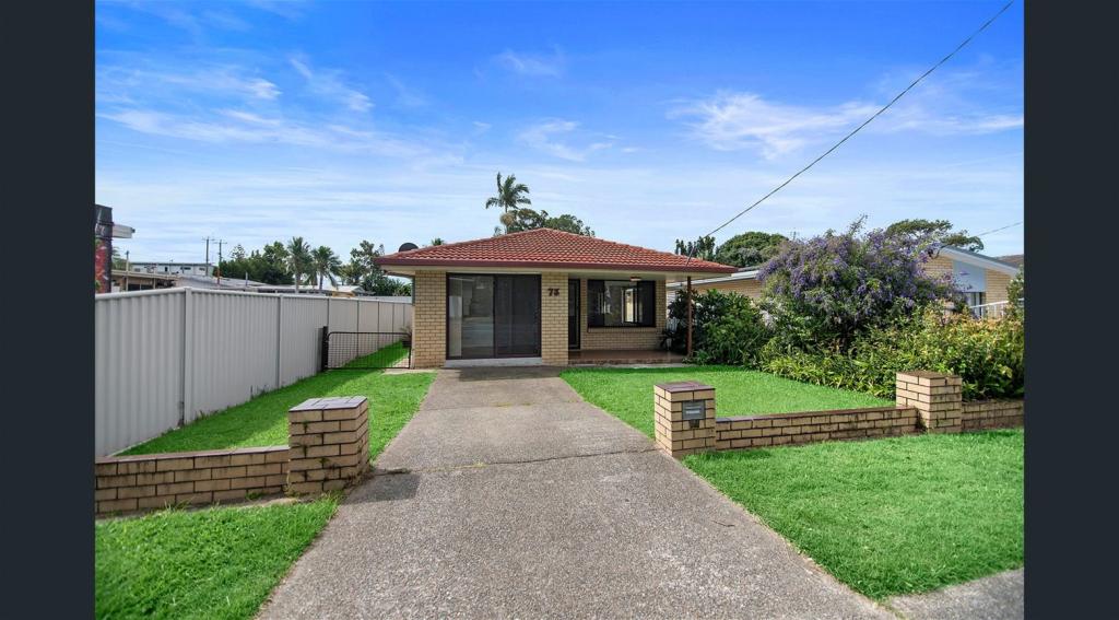 73 Central St, Labrador, QLD 4215