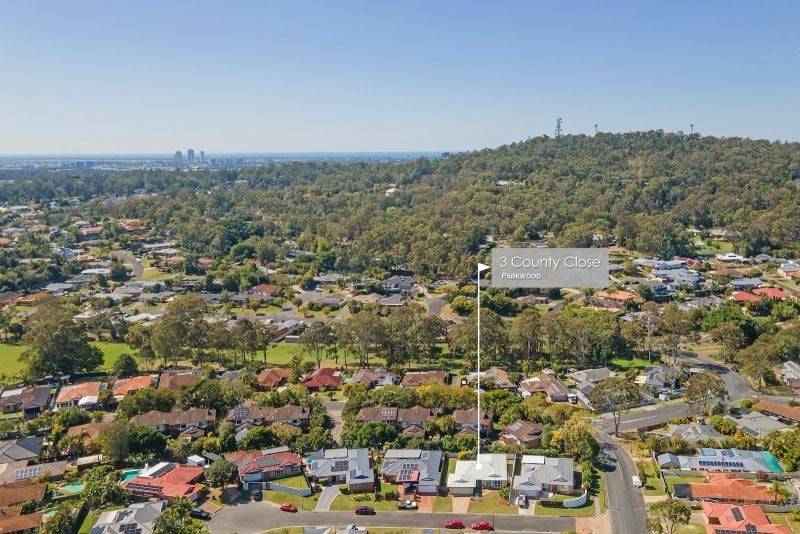3 County Cl, Parkwood, QLD 4214