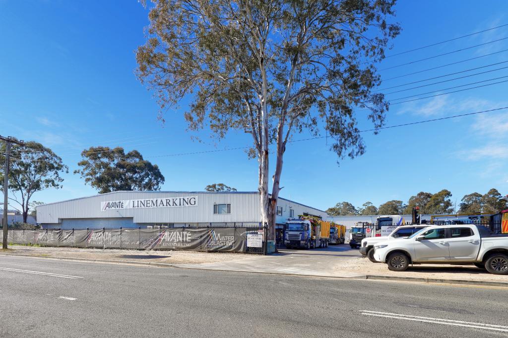 4/113 DUNHEVED CCT, ST MARYS, NSW 2760