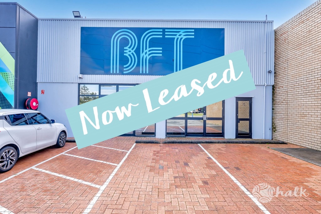 2/2 Acute Ct, Rockingham, WA 6168