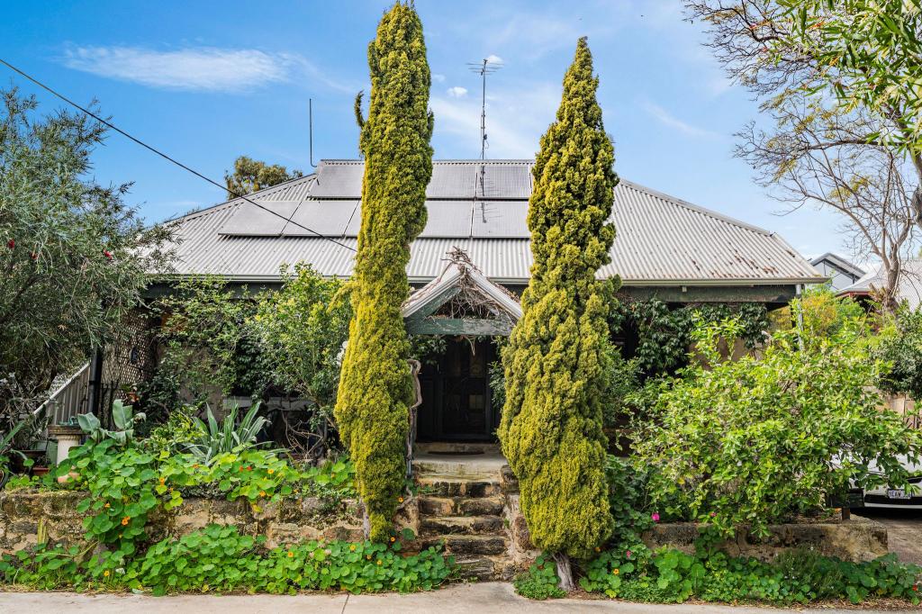 8 Reuben St, Beaconsfield, WA 6162