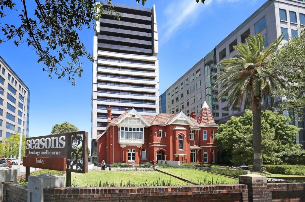 1126/572 St Kilda Rd, Melbourne, VIC 3004