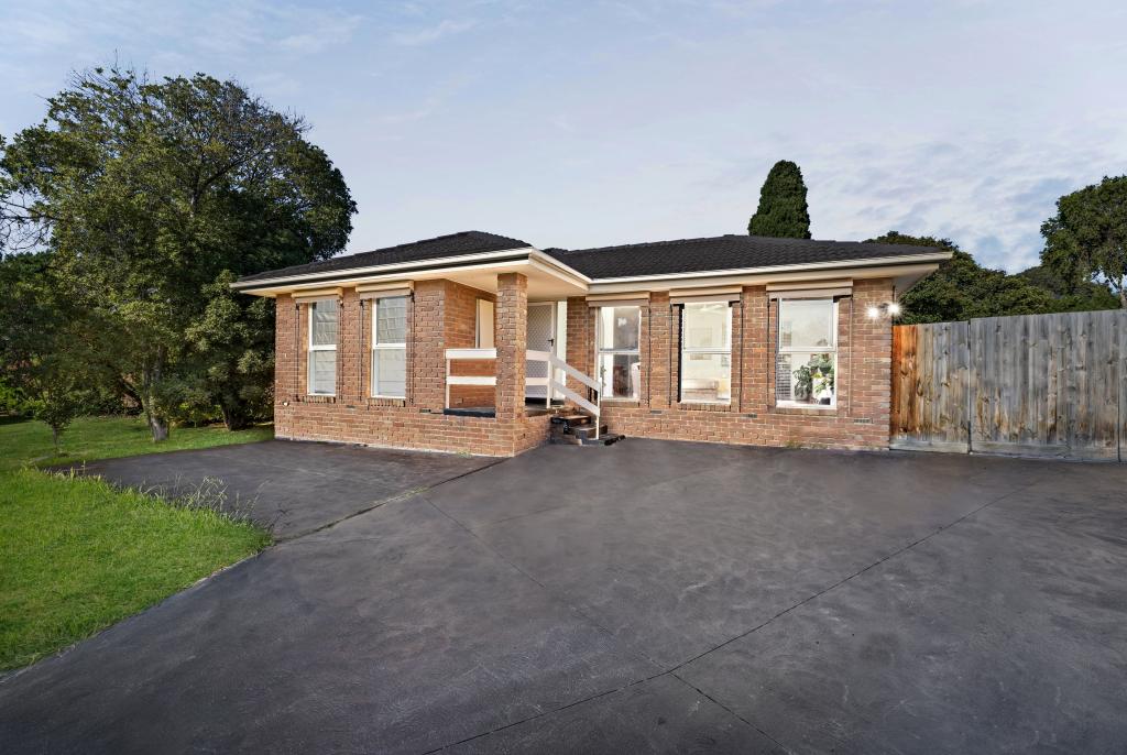 6 Chamouni Ct, Frankston, VIC 3199