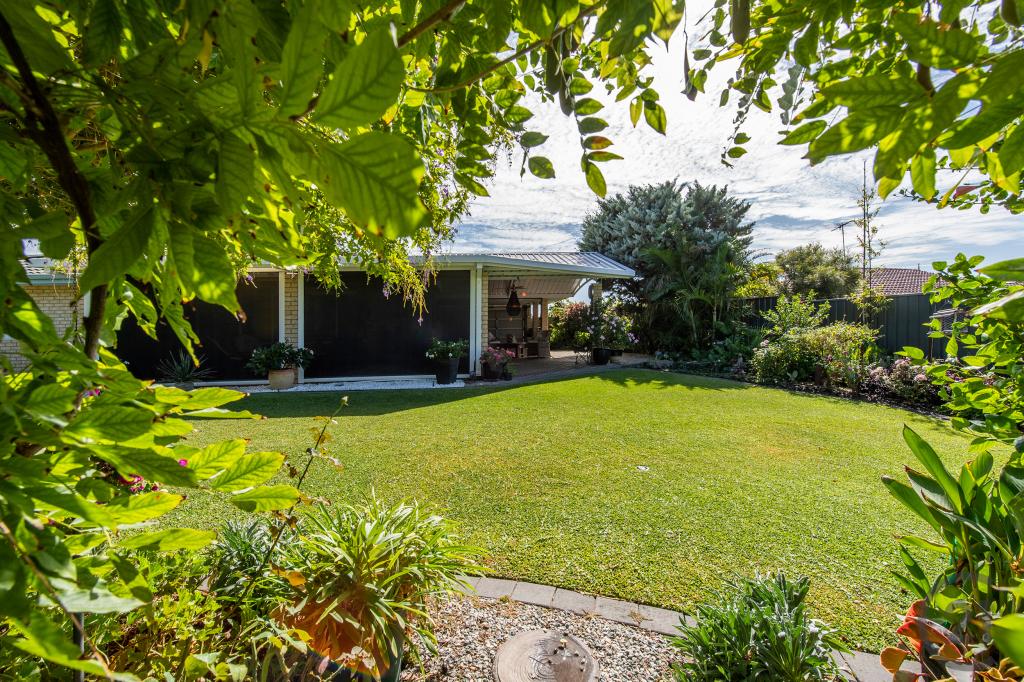 7 Loire Cove, Greenfields, WA 6210