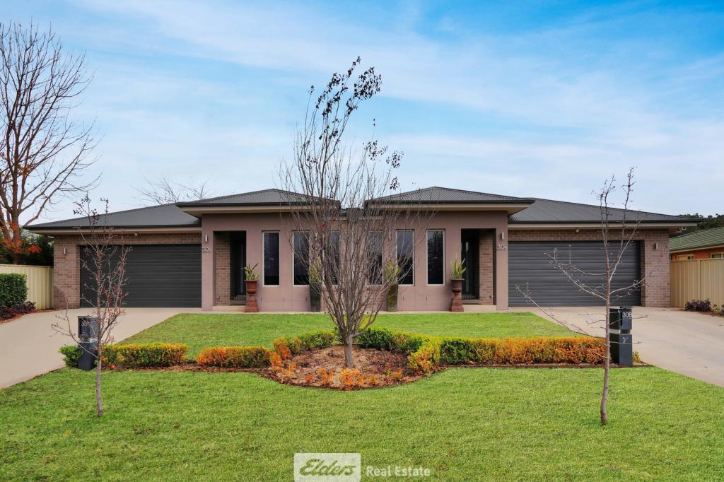 30 DUSSIN ST, GRIFFITH, NSW 2680