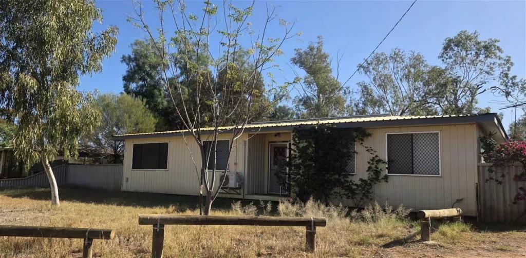 6 Jensen Cl, Mount Magnet, WA 6638
