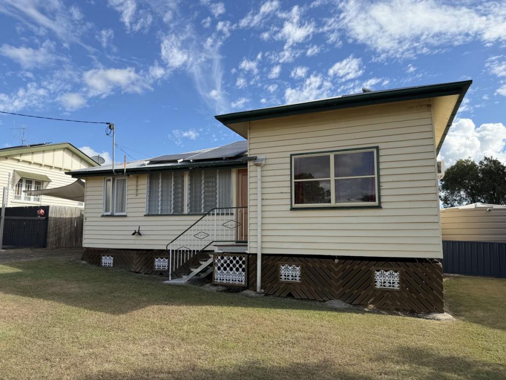 4 Bell St, Monto, QLD 4630