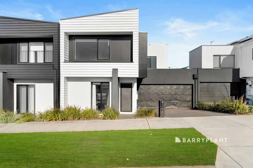 29 Graziers Cres, Clyde North, VIC 3978