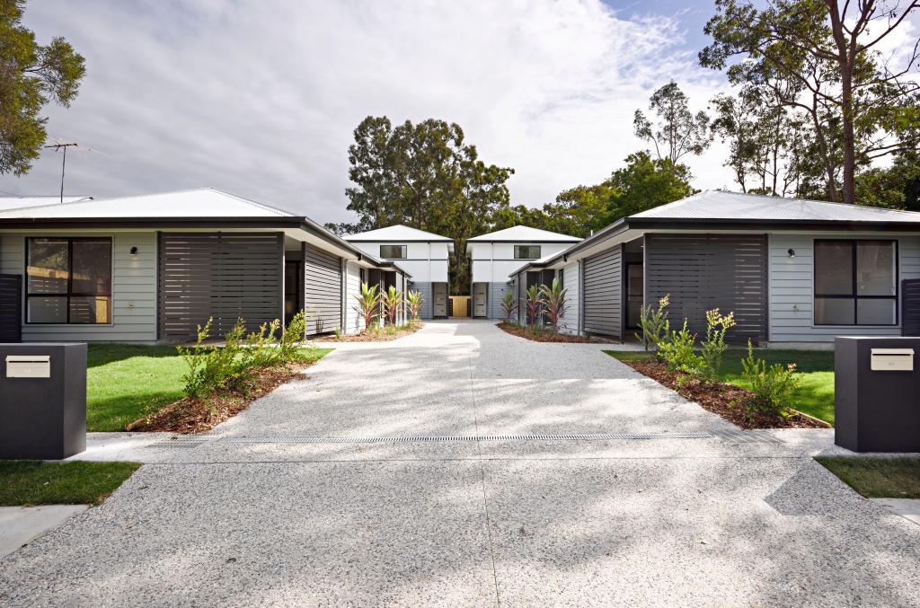 4/52 Bradman St, Caboolture, QLD 4510