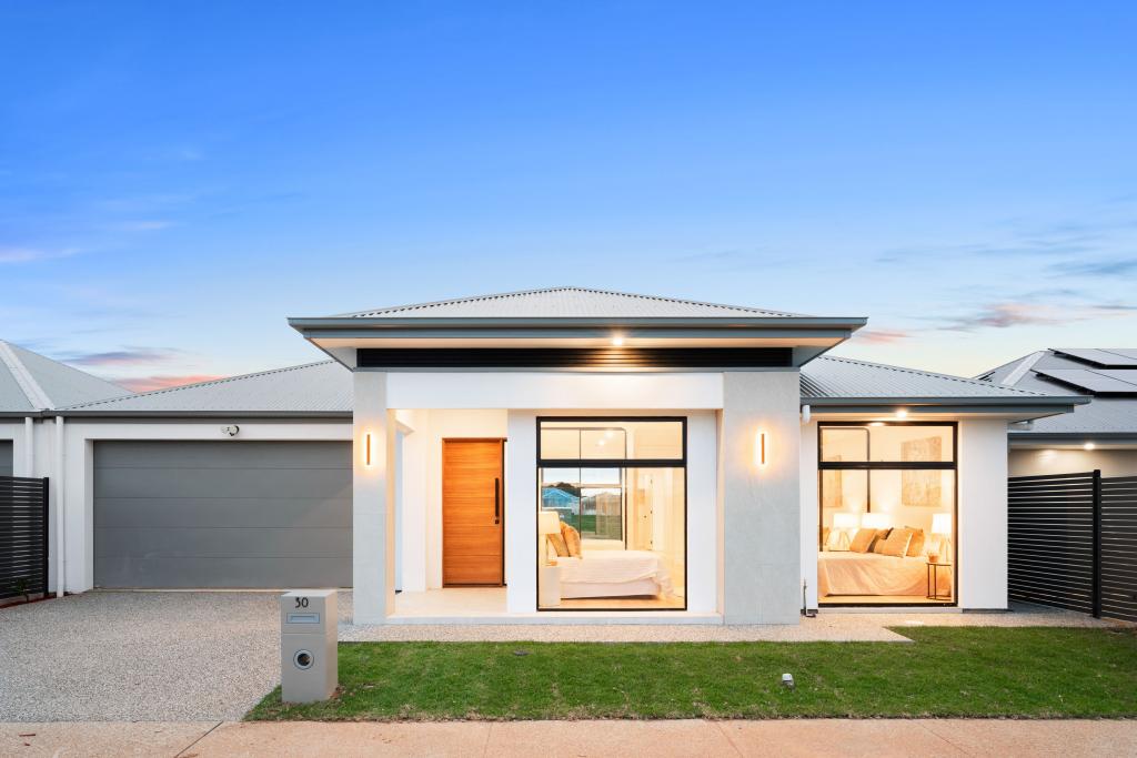 30 ST ANDREWS WAY, ANDREWS FARM, SA 5114