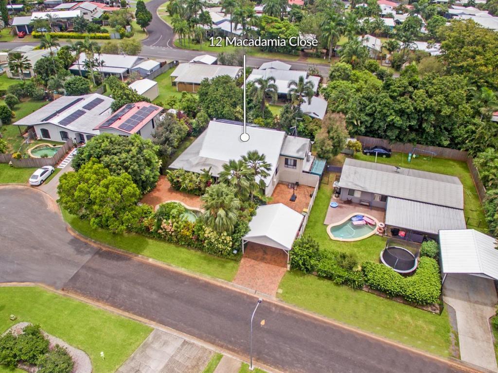 12 MACADAMIA CL, REDLYNCH, QLD 4870