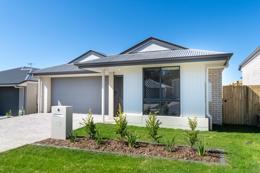 82 CALADENIA ST, DEEBING HEIGHTS, QLD 4306