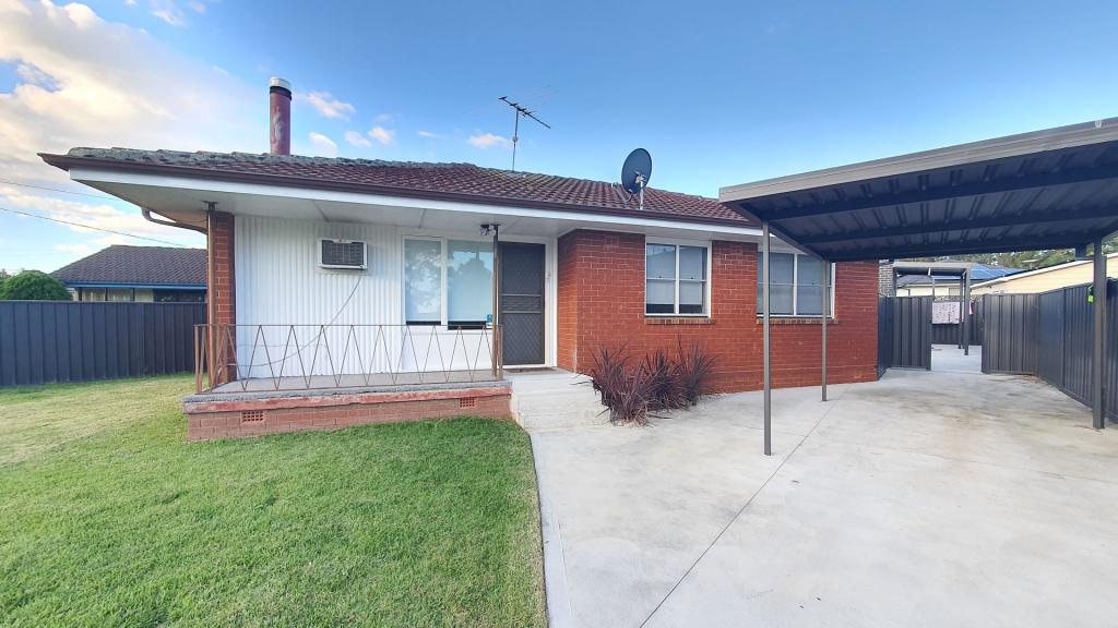 13 Redditch Cres, Hebersham, NSW 2770
