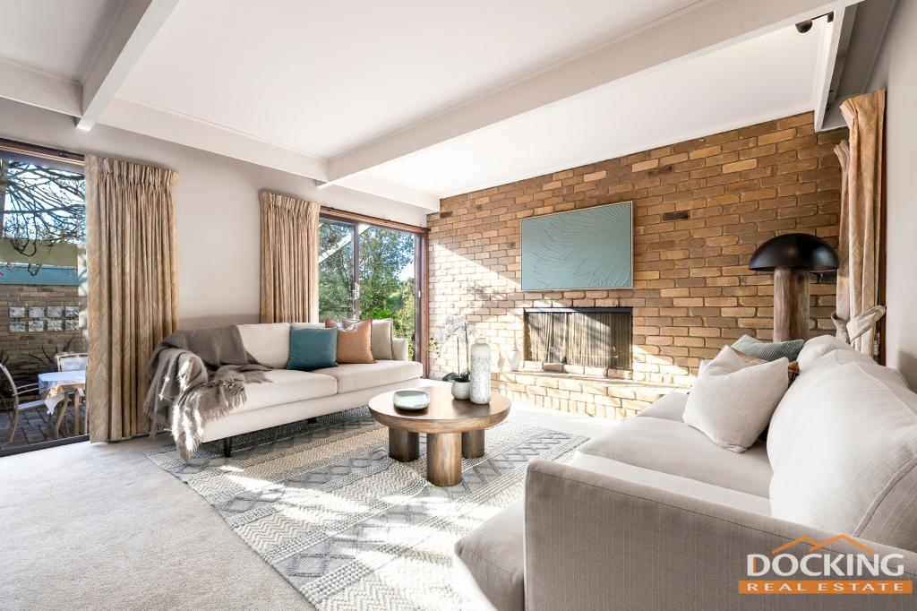 11 Tullimbar Cct, Vermont South, VIC 3133