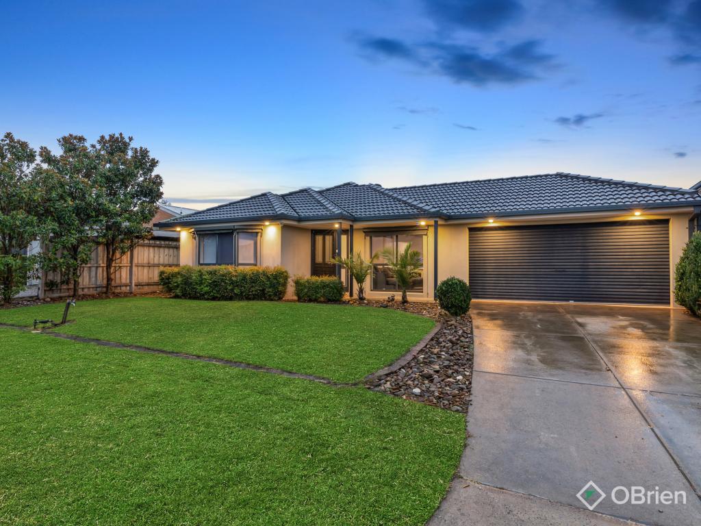 11 Wildwood Ct, Cranbourne North, VIC 3977