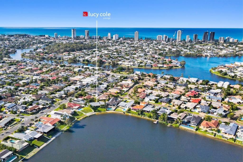 26 Auk Ave, Burleigh Waters, QLD 4220