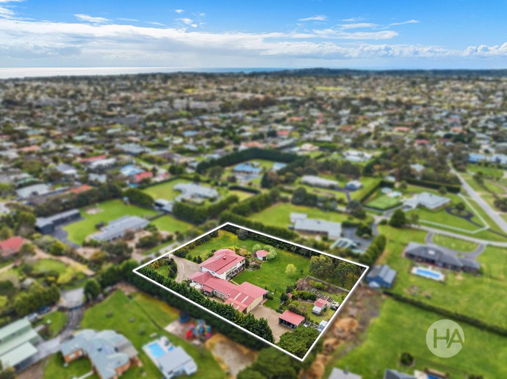 2 Bannie Lane, Mount Martha, VIC 3934