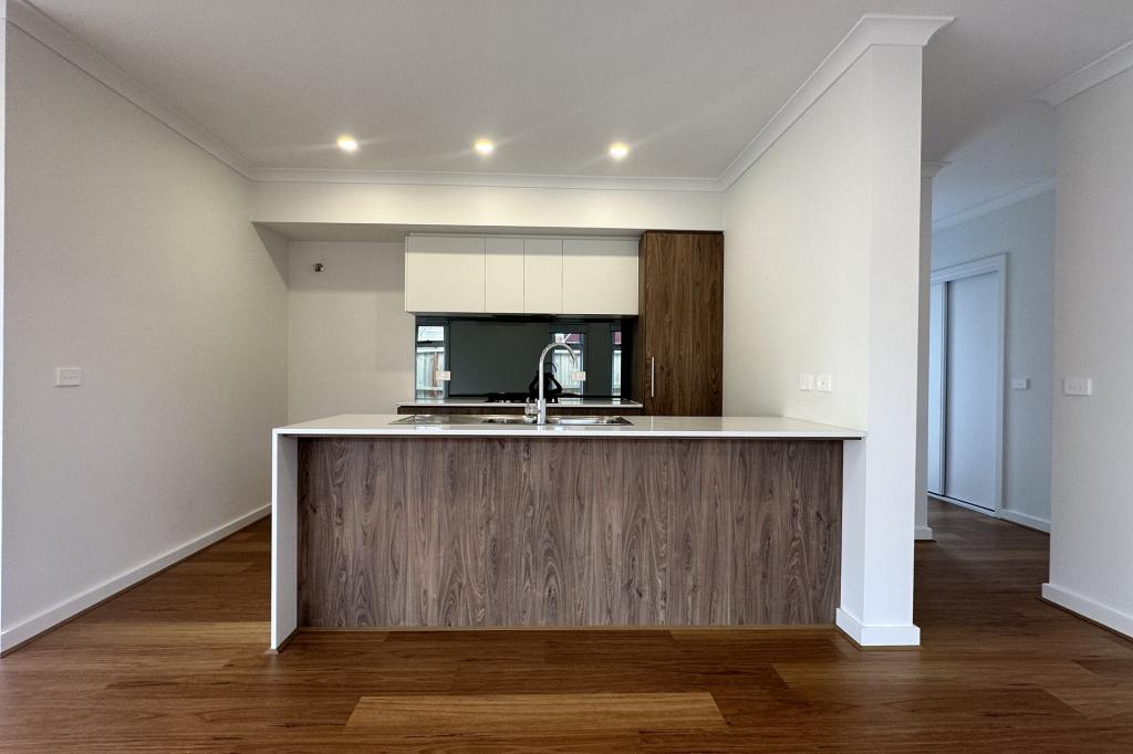 9 Texel Rd, Mambourin, VIC 3024