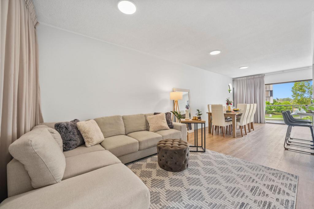 4/137 Scottsdale Dr, Robina, QLD 4226