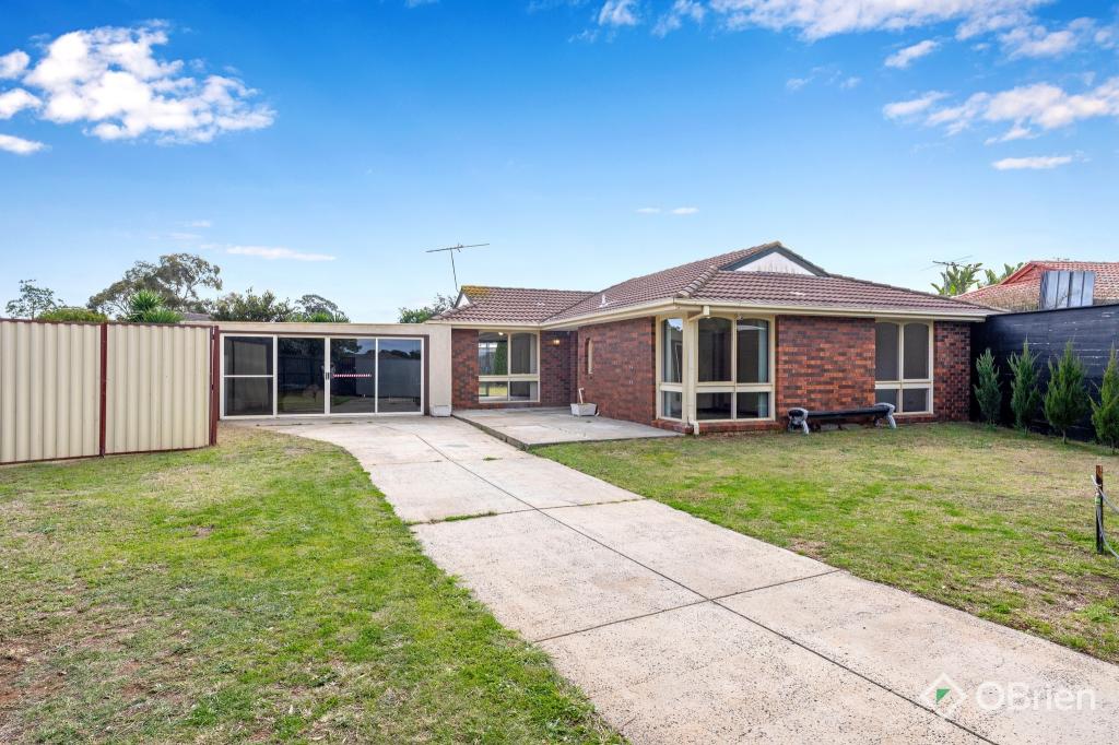 7 Balmoral Pl, Melton West, VIC 3337