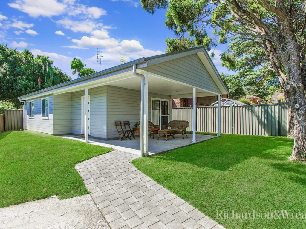220a Brisbane Water Dr, Point Clare, NSW 2250