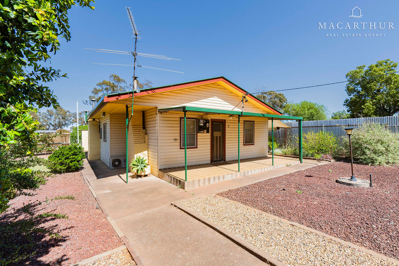 8 Methul St, Coolamon, NSW 2701