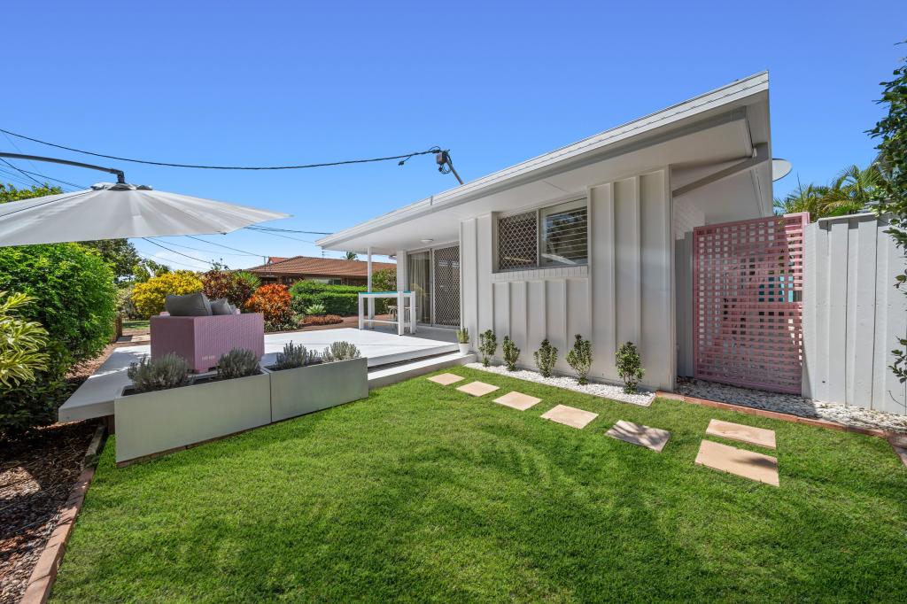 1/34 Nankeen Ave, Paradise Point, QLD 4216