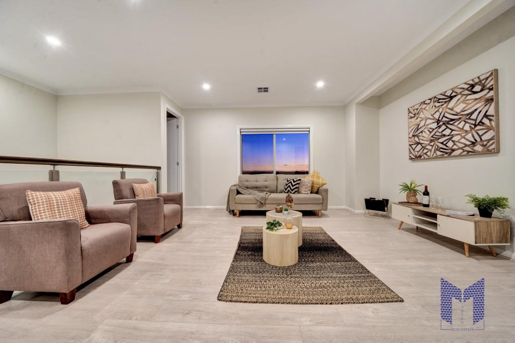 42 MERRYVALE DR, WOLLERT, VIC 3750